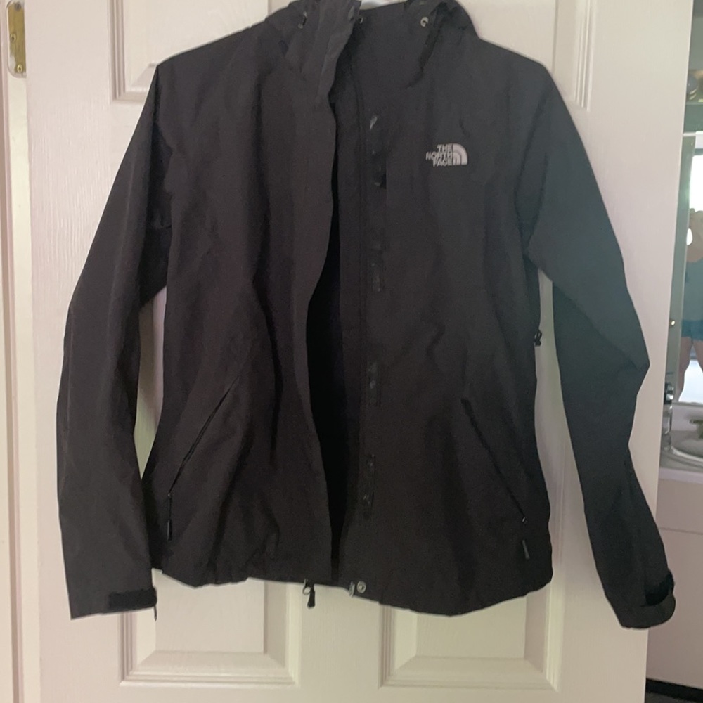Women’s Small NorthFace Shell Jacket - Picture 2 of 9